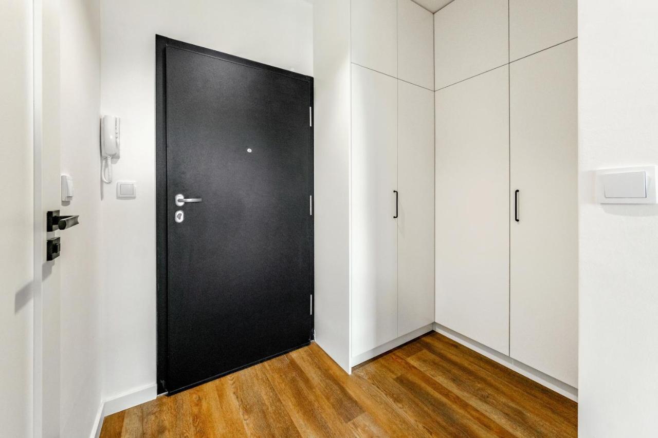 Mieszkanie Z Mini Ogrodkiem Hamak Brazylijski Warsaw Exterior photo